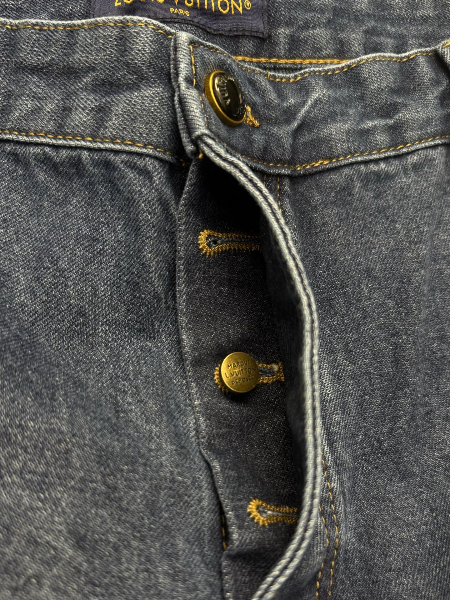 wg.luxury-- 8V nigo item: E-F431J2025